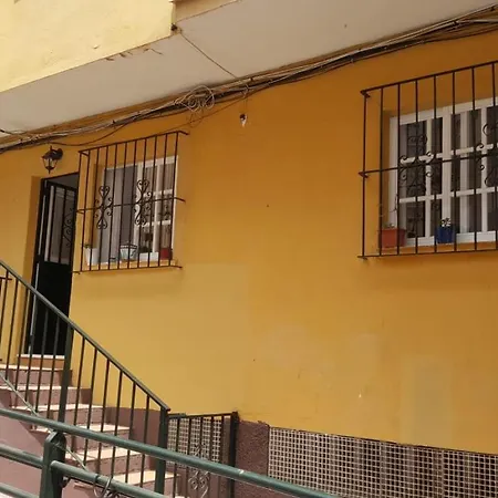 Malagasuite Macabeos Centre Exterior photo